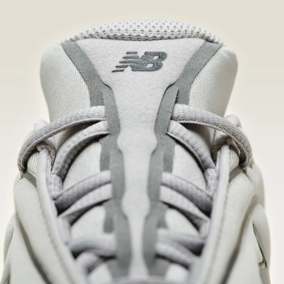 A grey 1906 on a grey background